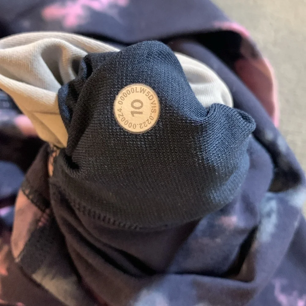 Lululemon Leggings - Picture 4 of 7